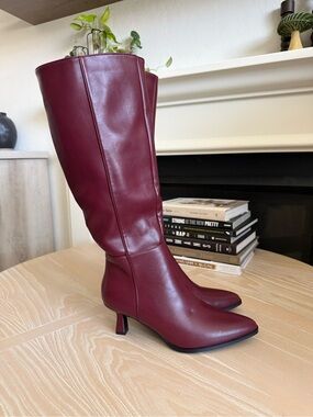 Boutique|Burgundy Knee-High Pointed Toe Boots,low kitten heel•••NEW,size 8.5